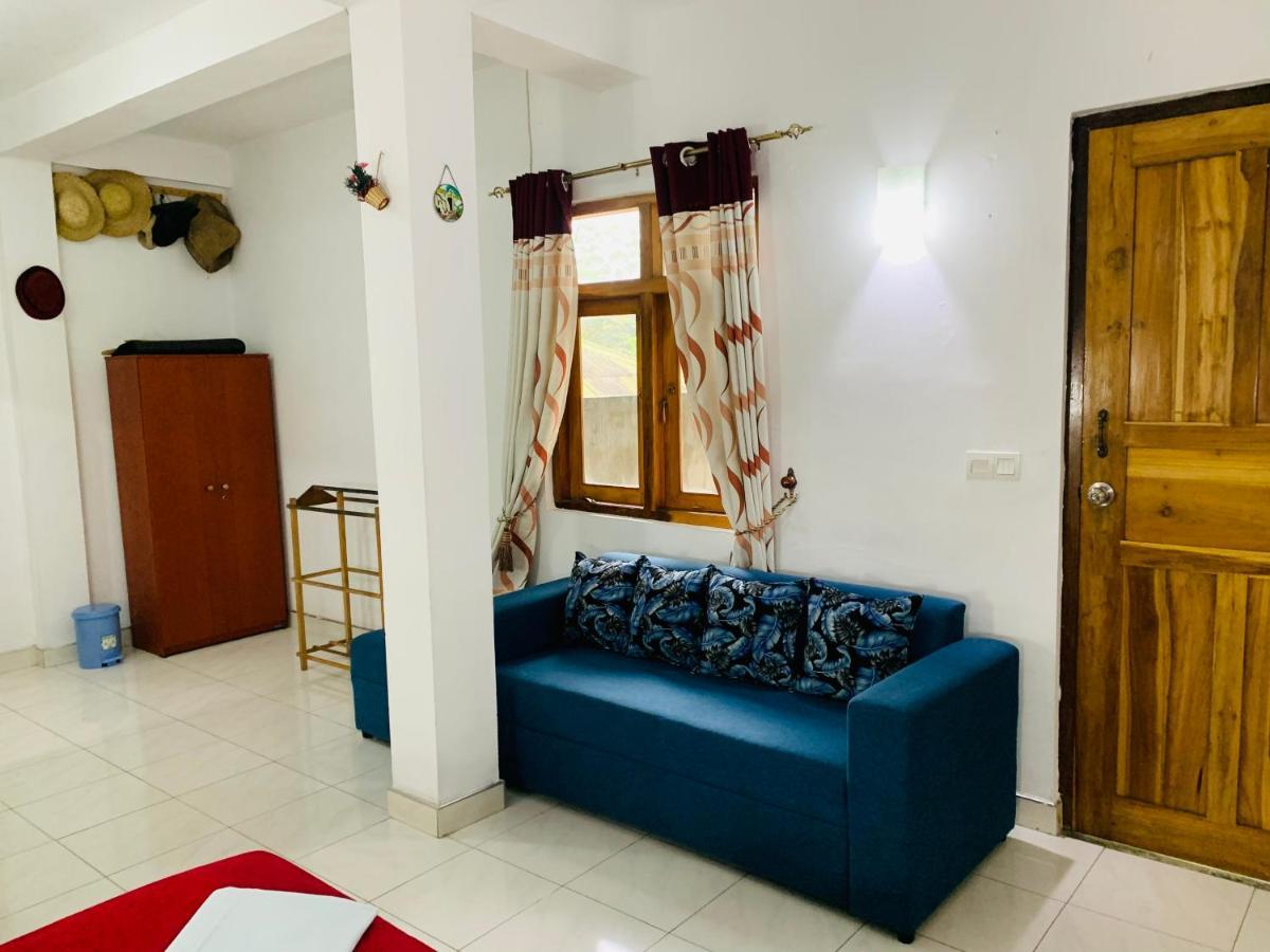 Rock View Hostel 엘라 외부 사진